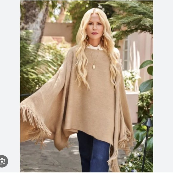 🌸 Shiraleah Rowan Poncho Camel Color Rachel Zoe Curateur ONE SIZE - Picture 13 of 16
